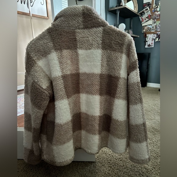 Altar’d State  Plaid Wubby Jacket - Picture 5 of 6